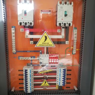 Montagem de Painel Industrial Sorocaba  Serviço de Painel Elétrico Industrial  Manutenção de Painel Elétrico Sorocaba Manutenção de Painel Elétrico Comercial