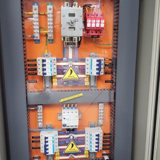 Montagem de Painel Industrial Sorocaba  Serviço de Painel Elétrico Industrial  Manutenção de Painel Elétrico Sorocaba Manutenção de Painel Elétrico Comercial