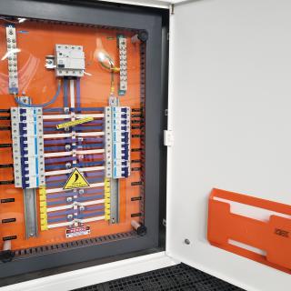 Montagem de Painel Industrial Sorocaba  Serviço de Painel Elétrico Industrial  Manutenção de Painel Elétrico Sorocaba Manutenção de Painel Elétrico Comercial