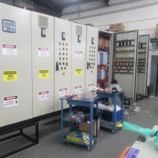 Montagem de Painel Industrial Sorocaba  Serviço de Painel Elétrico Industrial  Manutenção de Painel Elétrico Sorocaba Manutenção de Painel Elétrico Comercial