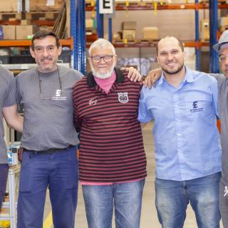 Quem Somos Manutenção de Painel Elétrico Sorocaba Manutenção de Painel Elétrico Comercial